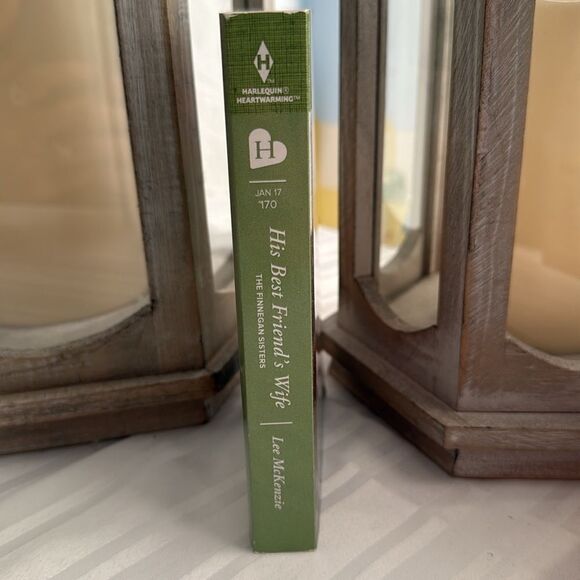 Harlequin Heartwarming Book - His Best Friend's Wife - Picture 3 of 6